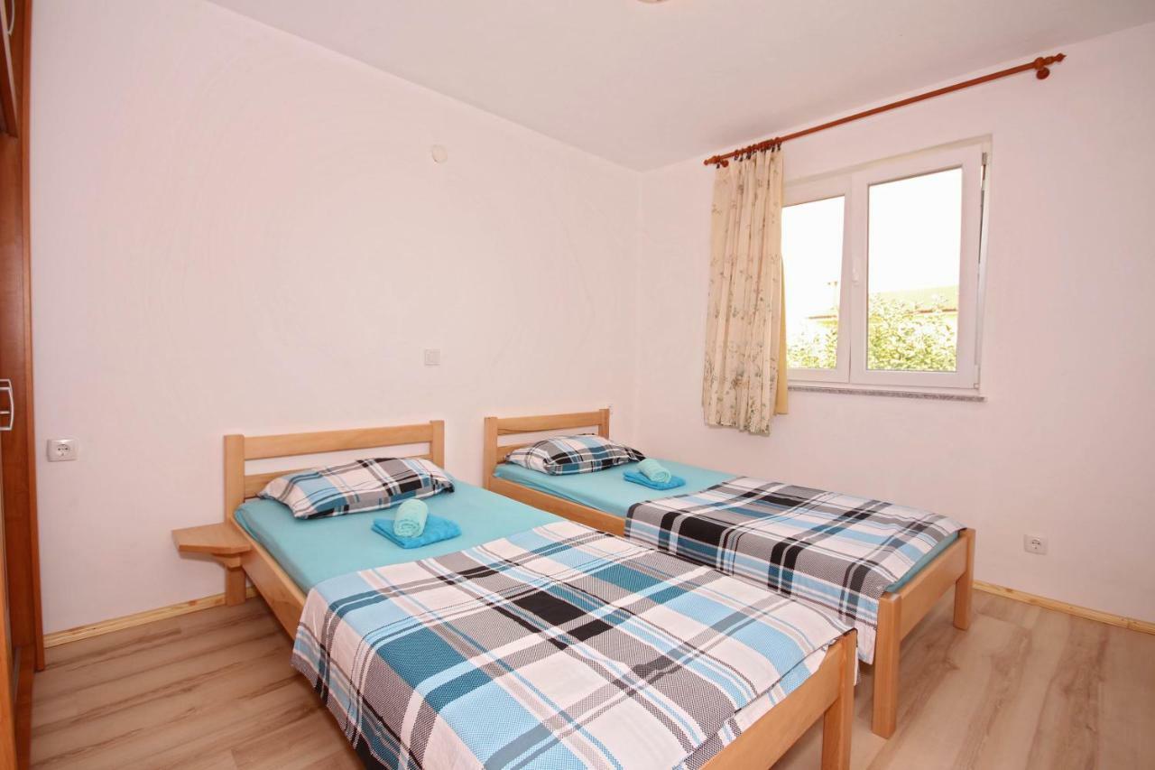 Apartmani Bradaric Пула Екстер'єр фото