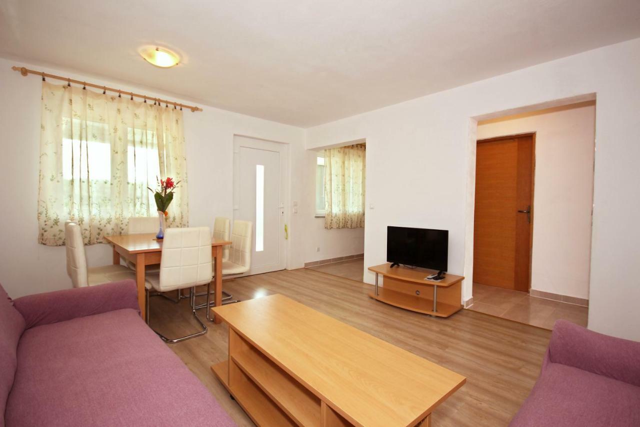Apartmani Bradaric Пула Екстер'єр фото